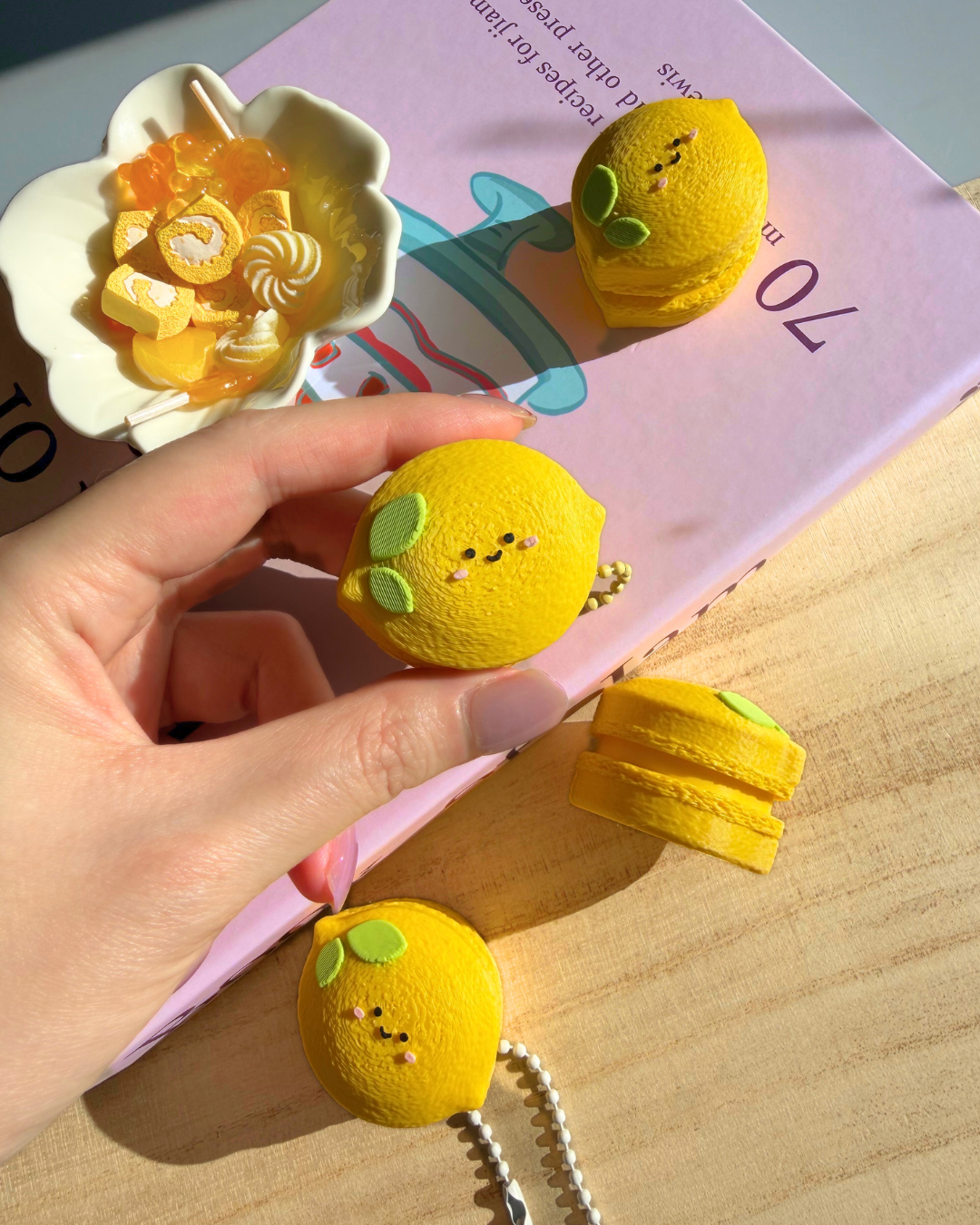 Lemon Macaron Clicker