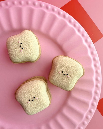 Toast Macaron Clicker