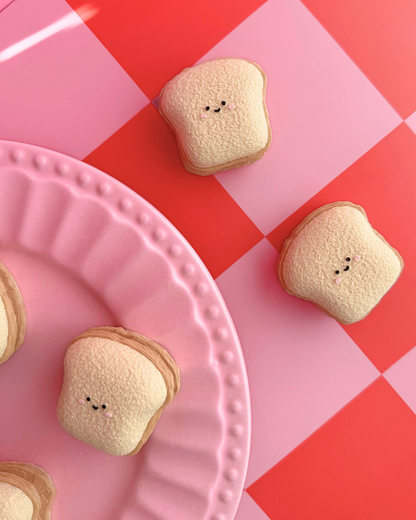 Toast Macaron Clicker