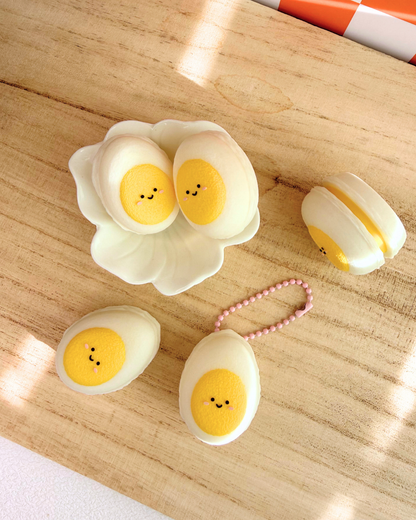Egg Macaron Clicker