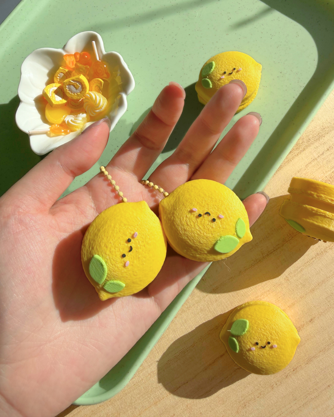 Lemon Macaron Clicker